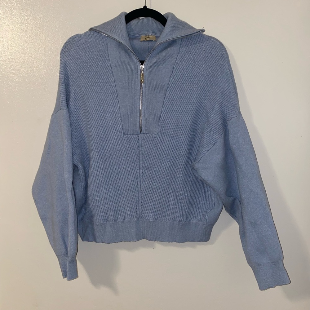 Elie Tahari Light Blue Ribbed Sweater with Zipper